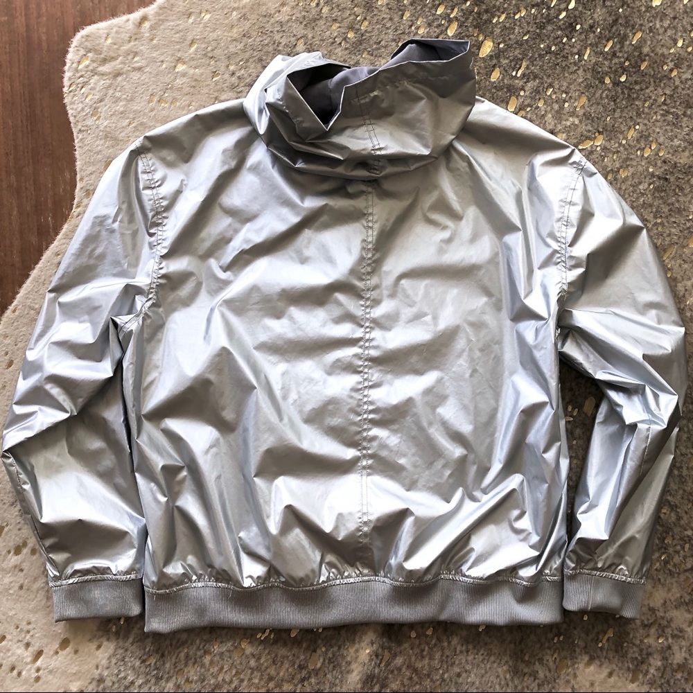 Hunter Silver Hooded Windbreaker Jacket Size Xl - image 3